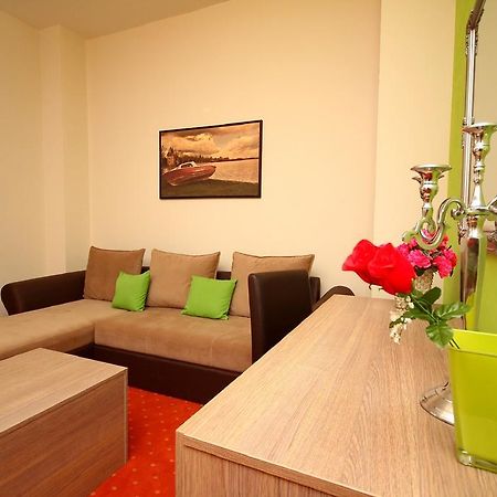 Vila Palic Hotel Eksteriør billede