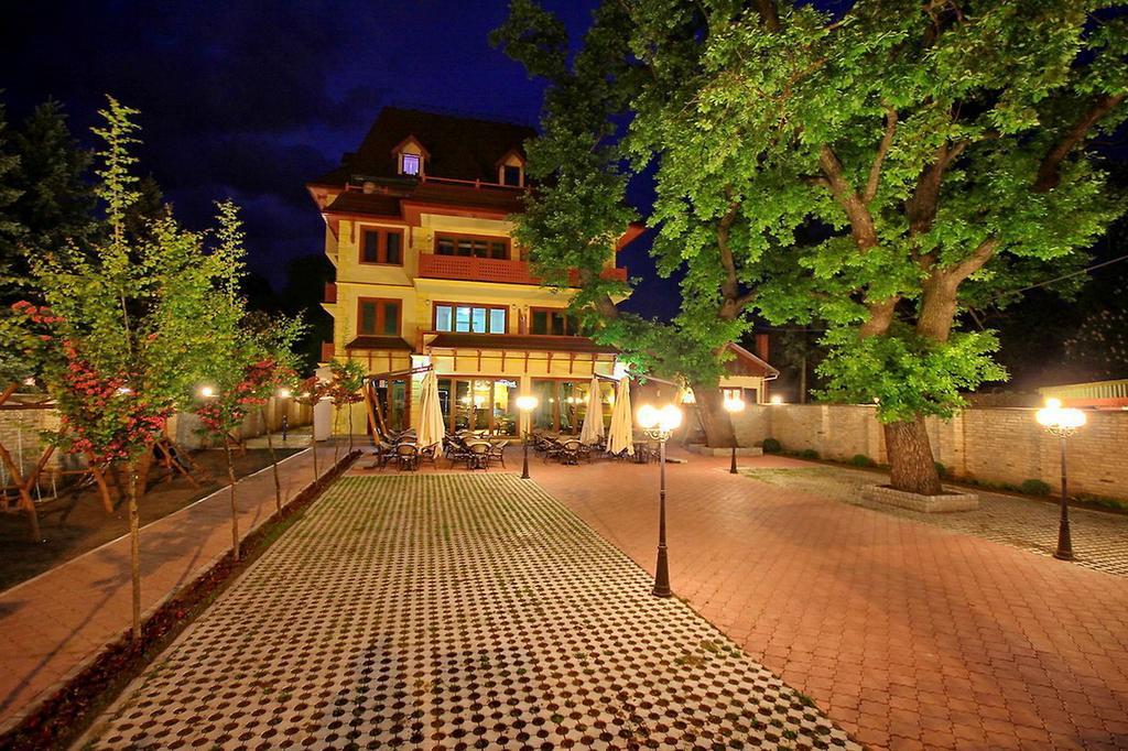 Vila Palic Hotel Eksteriør billede