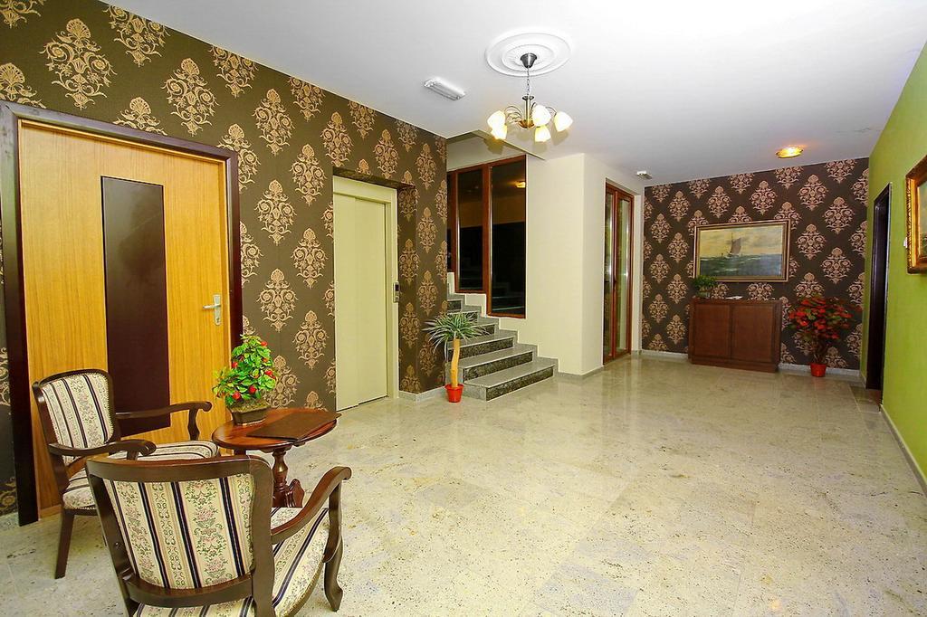 Vila Palic Hotel Eksteriør billede