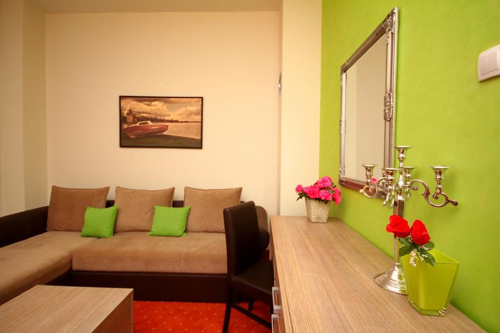 Vila Palic Hotel Eksteriør billede