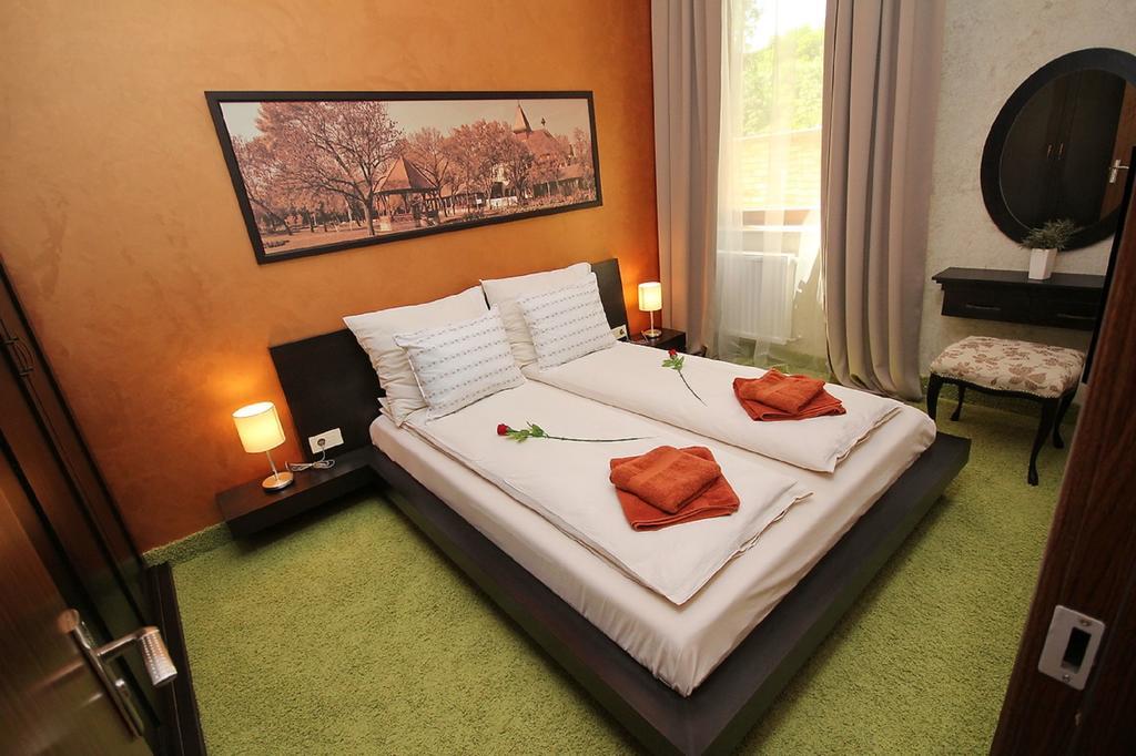 Vila Palic Hotel Eksteriør billede