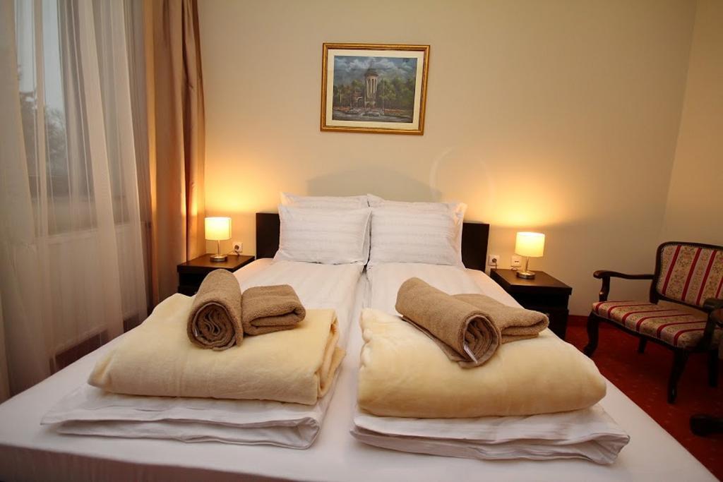 Vila Palic Hotel Eksteriør billede