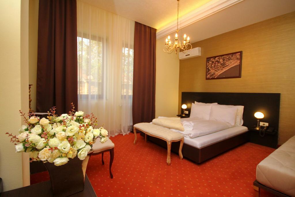Vila Palic Hotel Eksteriør billede
